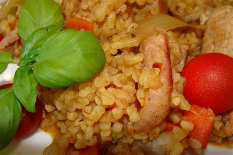 Bulgur s krůtím masem a zeleninou